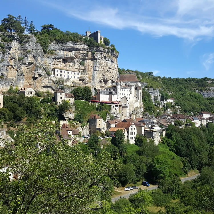 French copyediting, text revision and localisation.